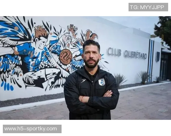 三镇新任主帅莫拉强调球员表现优劣不分年龄重视实力与潜力