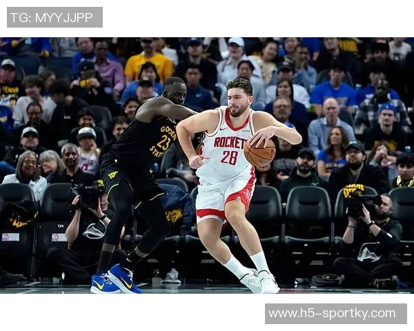 申京直言球队运转不畅需加强拼抢进攻篮板提升竞争力